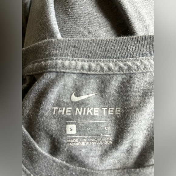 Nike Gray Swim Team Tee - Picture 2 of 4